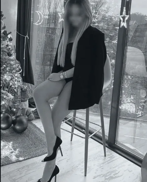 Charlene, 36