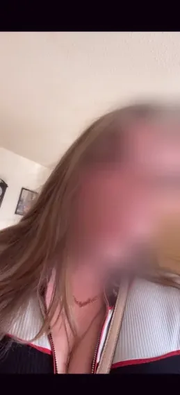 Hannah, 25