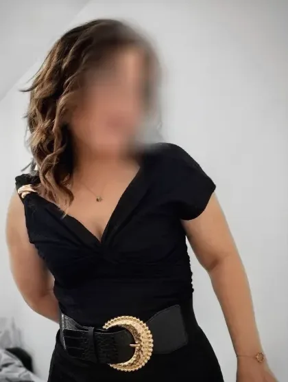 Kirsty, 38
