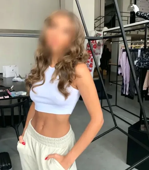 Mehak, 33