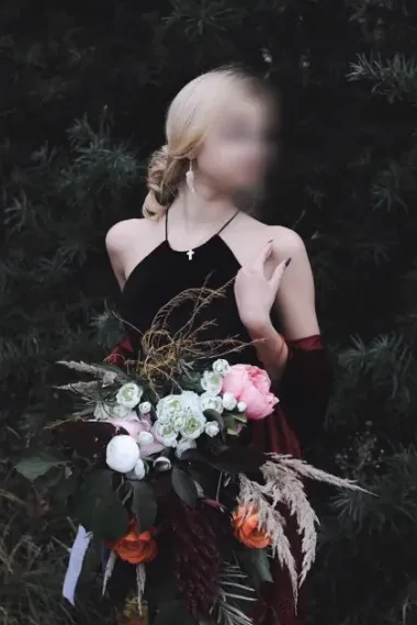 Olivia, 26