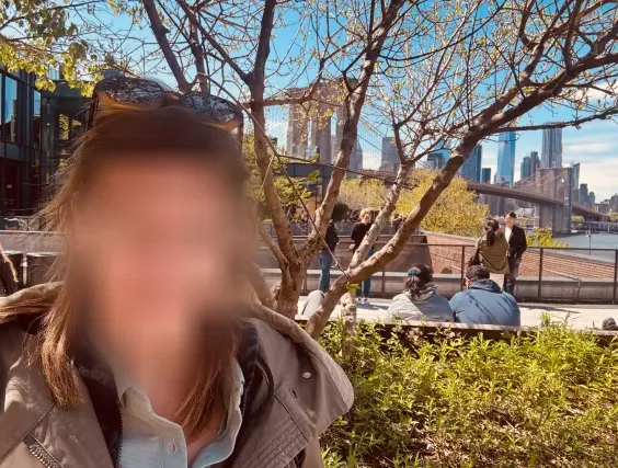 Samantha, 39